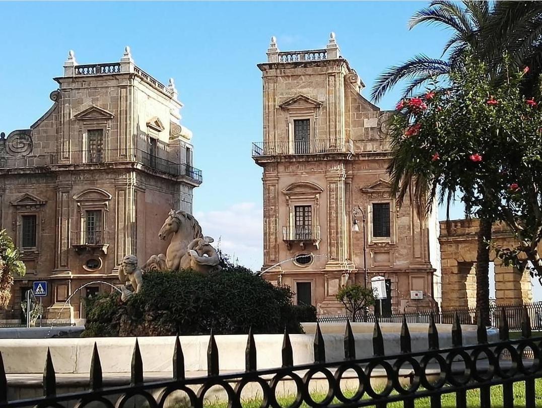 Politeama Sweet House Apartment Palermo Bagian luar foto